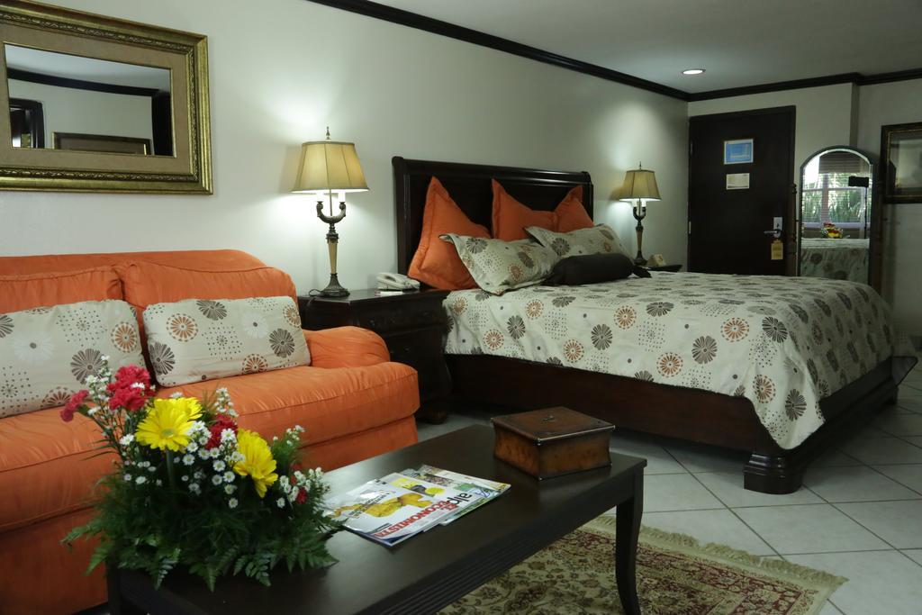 Seminole Plaza Hotel 马那瓜湖 外观 照片