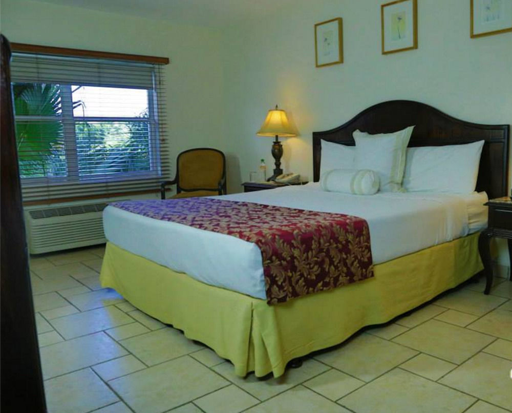 Seminole Plaza Hotel 马那瓜湖 外观 照片