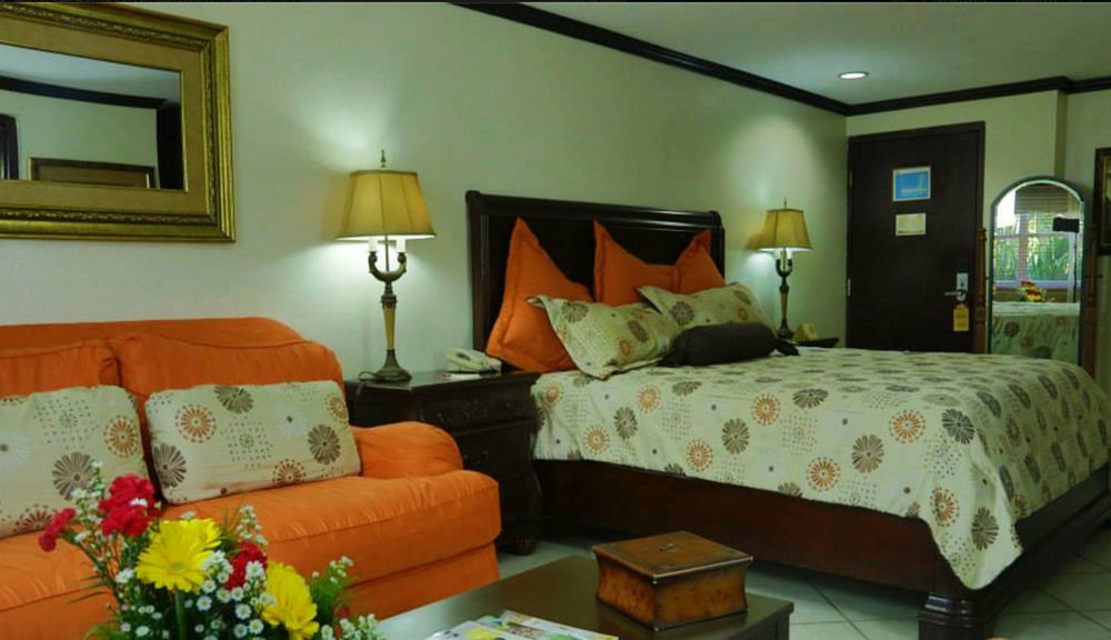 Seminole Plaza Hotel 马那瓜湖 外观 照片
