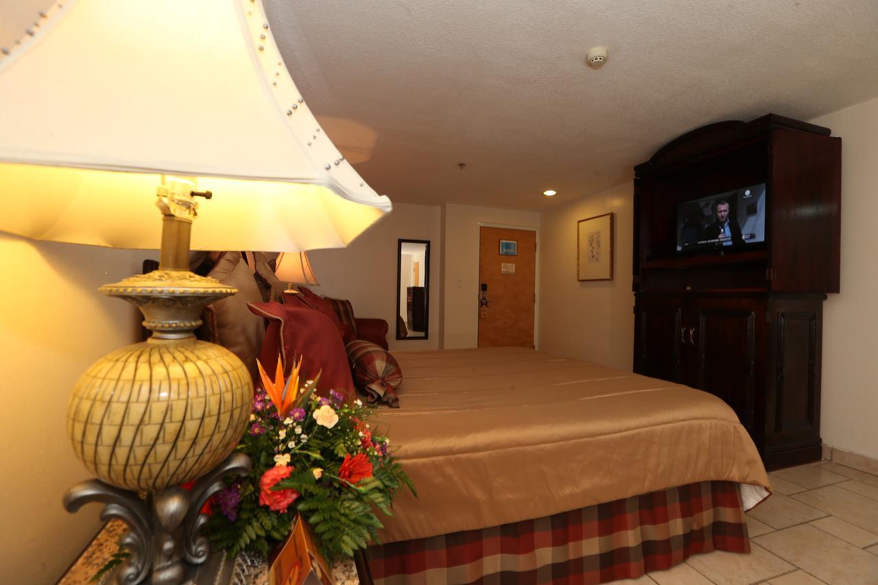 Seminole Plaza Hotel 马那瓜湖 外观 照片