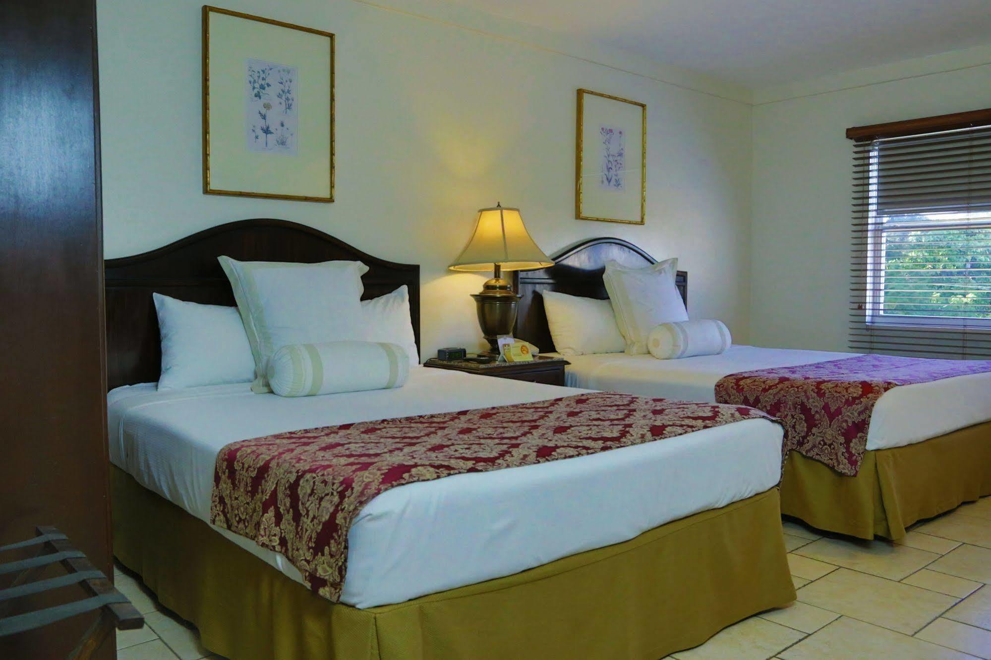 Seminole Plaza Hotel 马那瓜湖 外观 照片