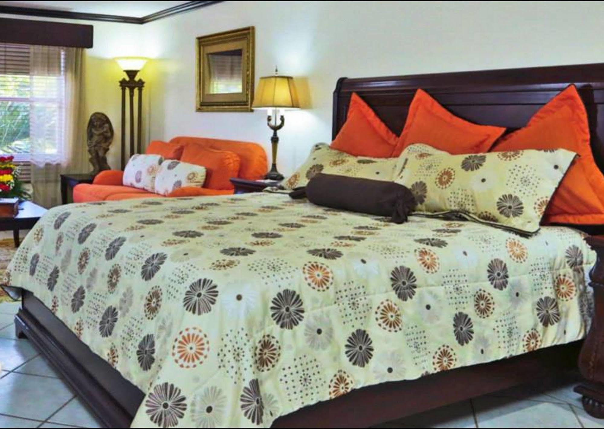 Seminole Plaza Hotel 马那瓜湖 外观 照片